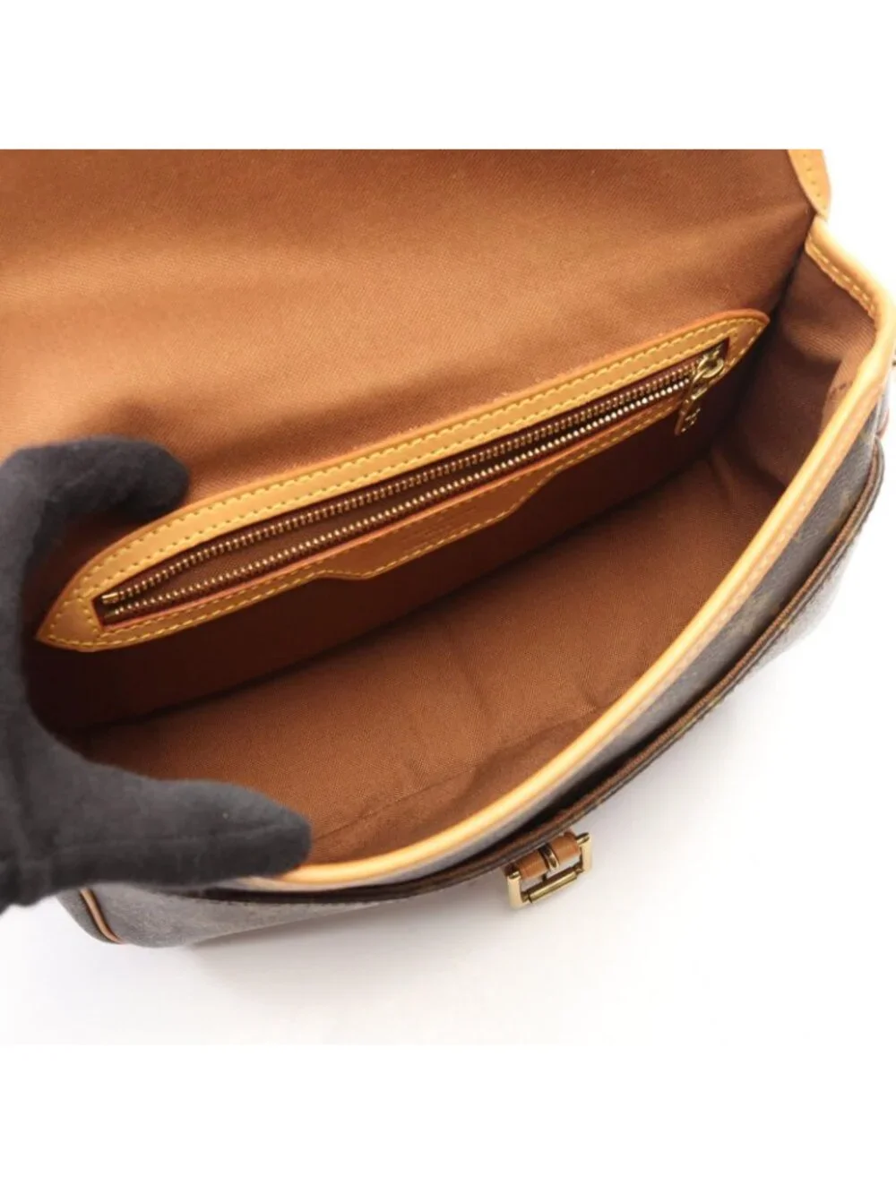 Louis Vuitton Shoulder Bag Solonge Monogram Canvas Leather